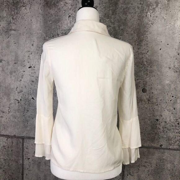 Cupcakes & Cashmeres Kimberly Embroidered Rose - Picture 4 of 11